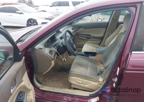 2010 Honda Accord 2.4 Lx-P z USA, uszkodzony, nr VIN 1HGCP2F48AA128045